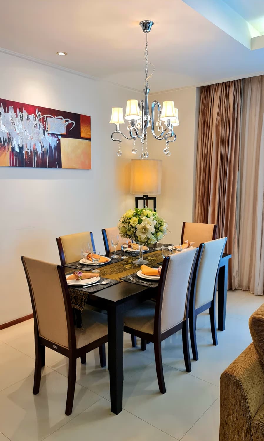 3 Bed Condo for Rent in Watthana - Image 2