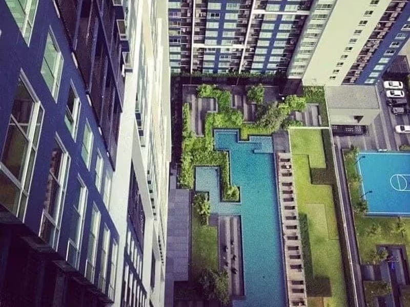 Condo for Sale at The Lumpini 24