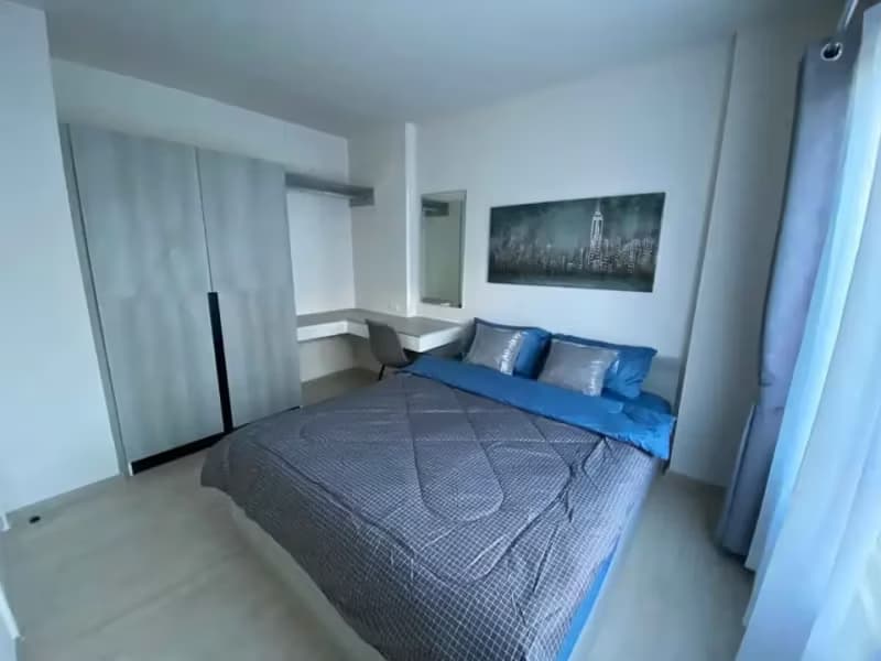1 Bedroom Condo