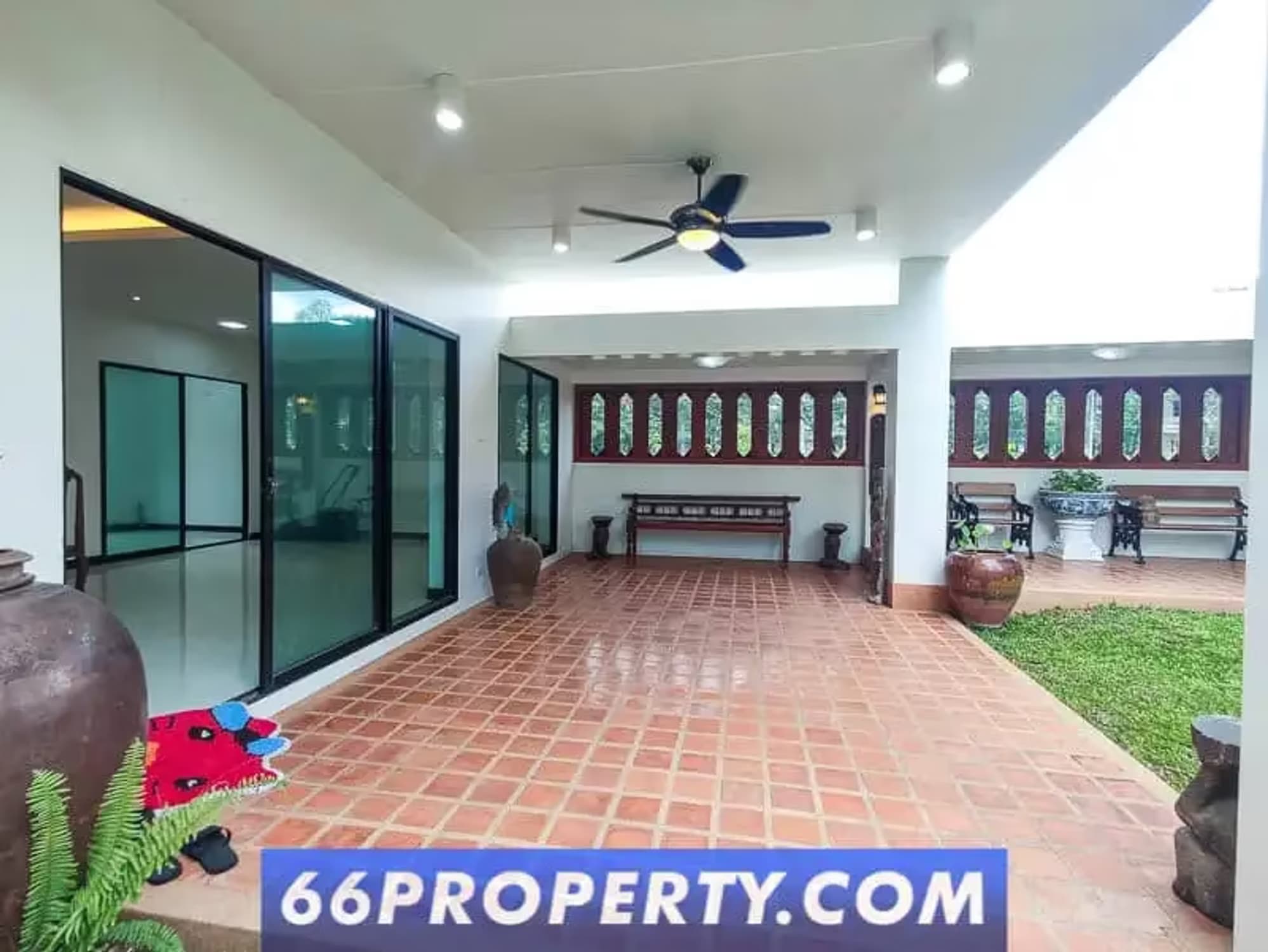 2 Bedroom House - Image 16
