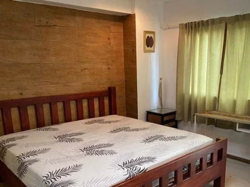1 Bedroom Condo