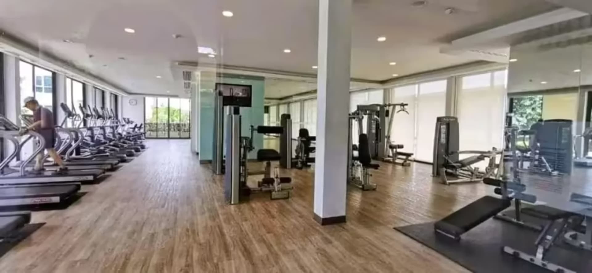 1 Bedroom Condo - Image 5