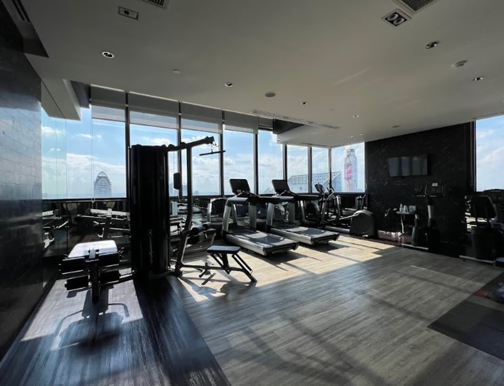 1 Bed Condo for Rent in Pathum Wan - Image 10