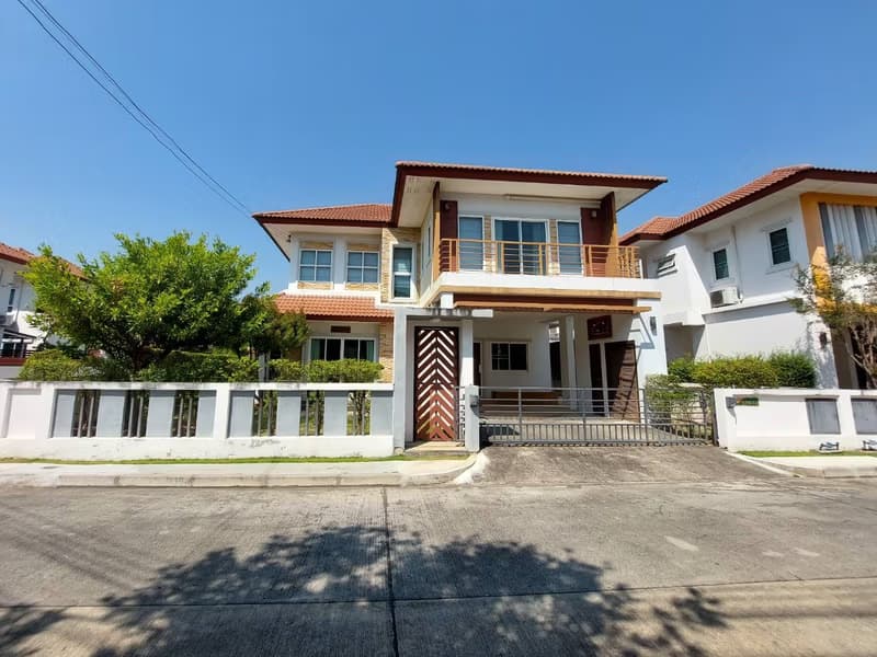 House for Rent at Eresma Villa