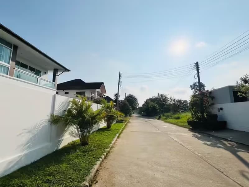 House for Sale in San Phak Wan, Hang Dong.