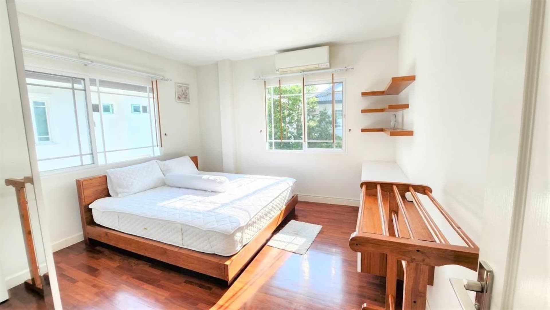 4 Bed House for Rent in Mueang Chiang Mai - Image 7