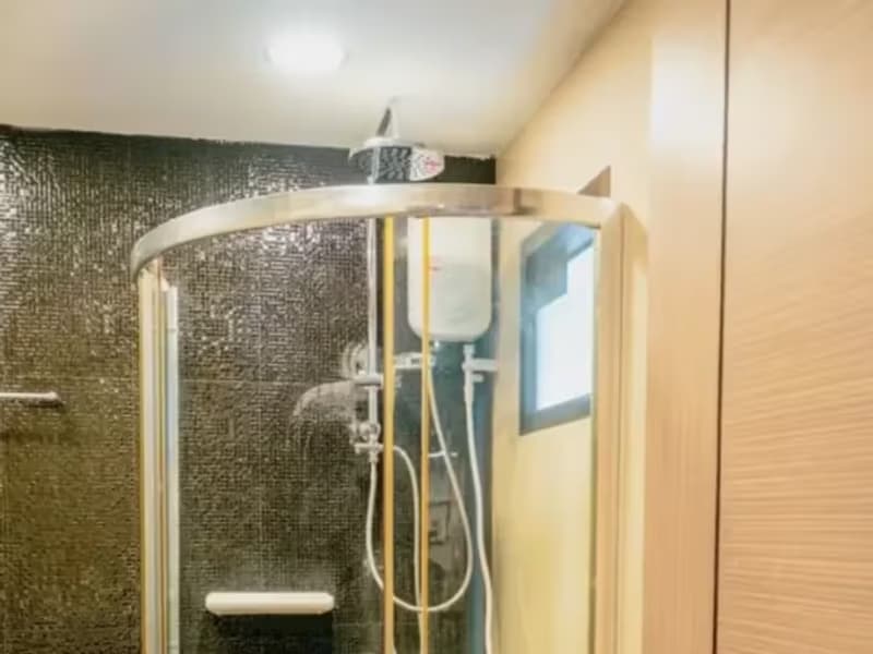 1 Bedroom Condo