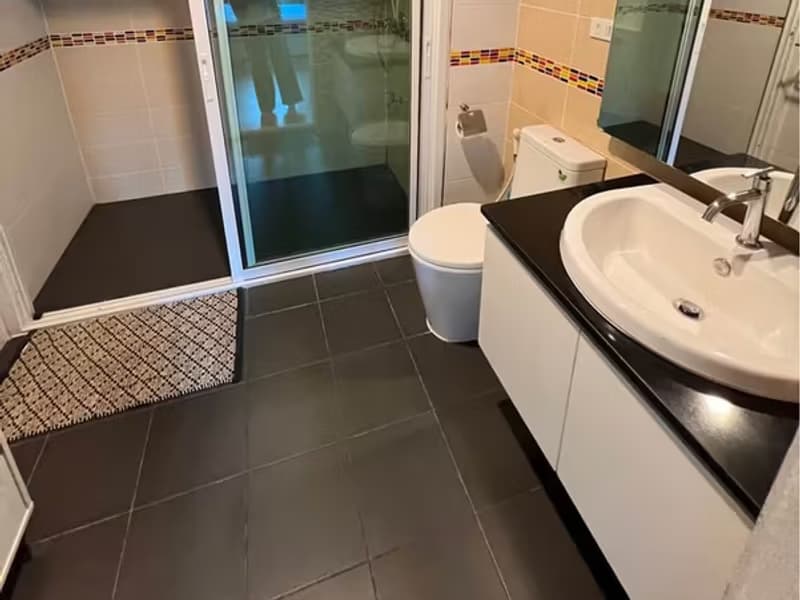 1 Bedroom Condo for Rent in Trams Condo