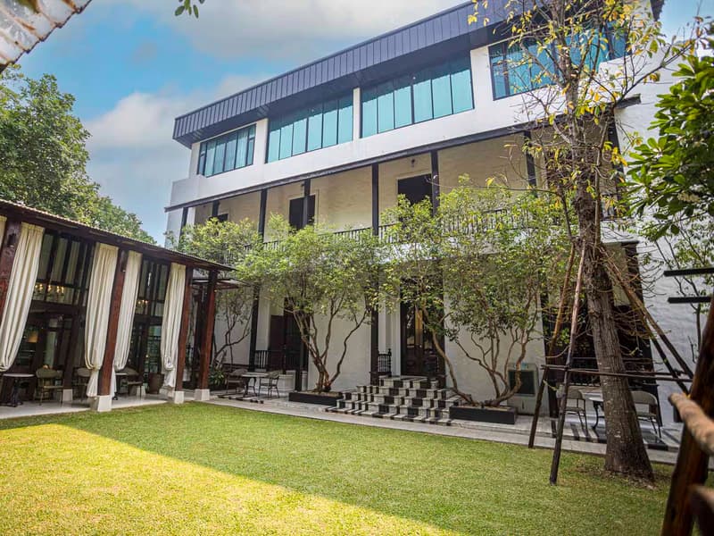 9 Bed House for Rent and Sale in Mueang Chiang Mai