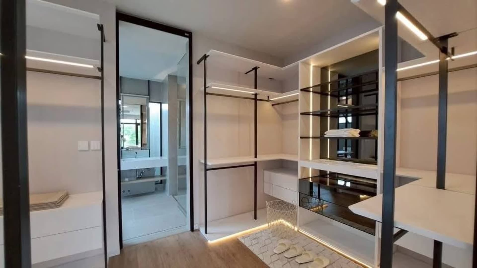 4 ห้องนอน บ้าน สำหรับ ขายและจำหน่าย ใน Bang Phli - Image 7
