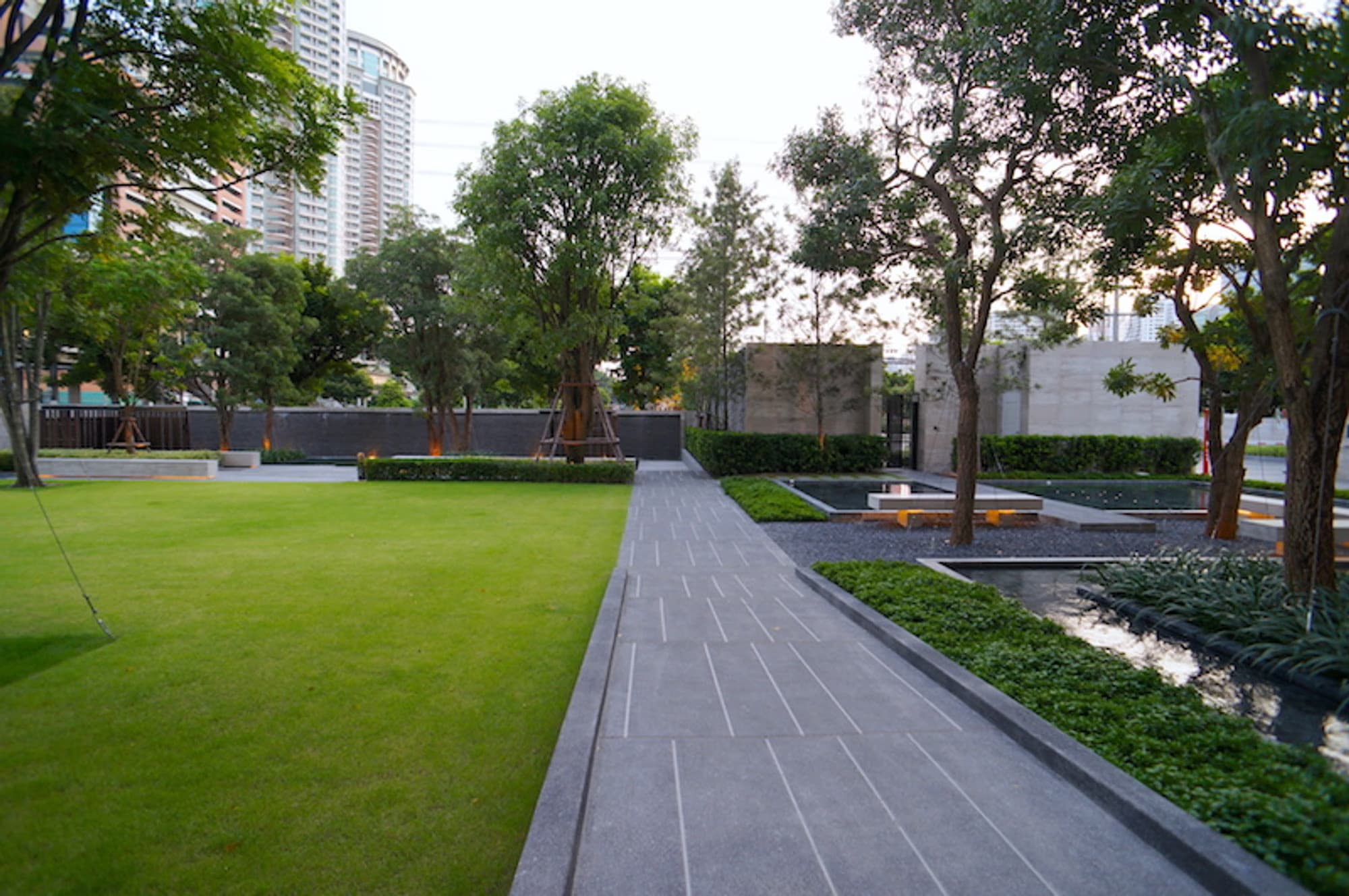 Condo for Rent at Nara 9 - Image 18