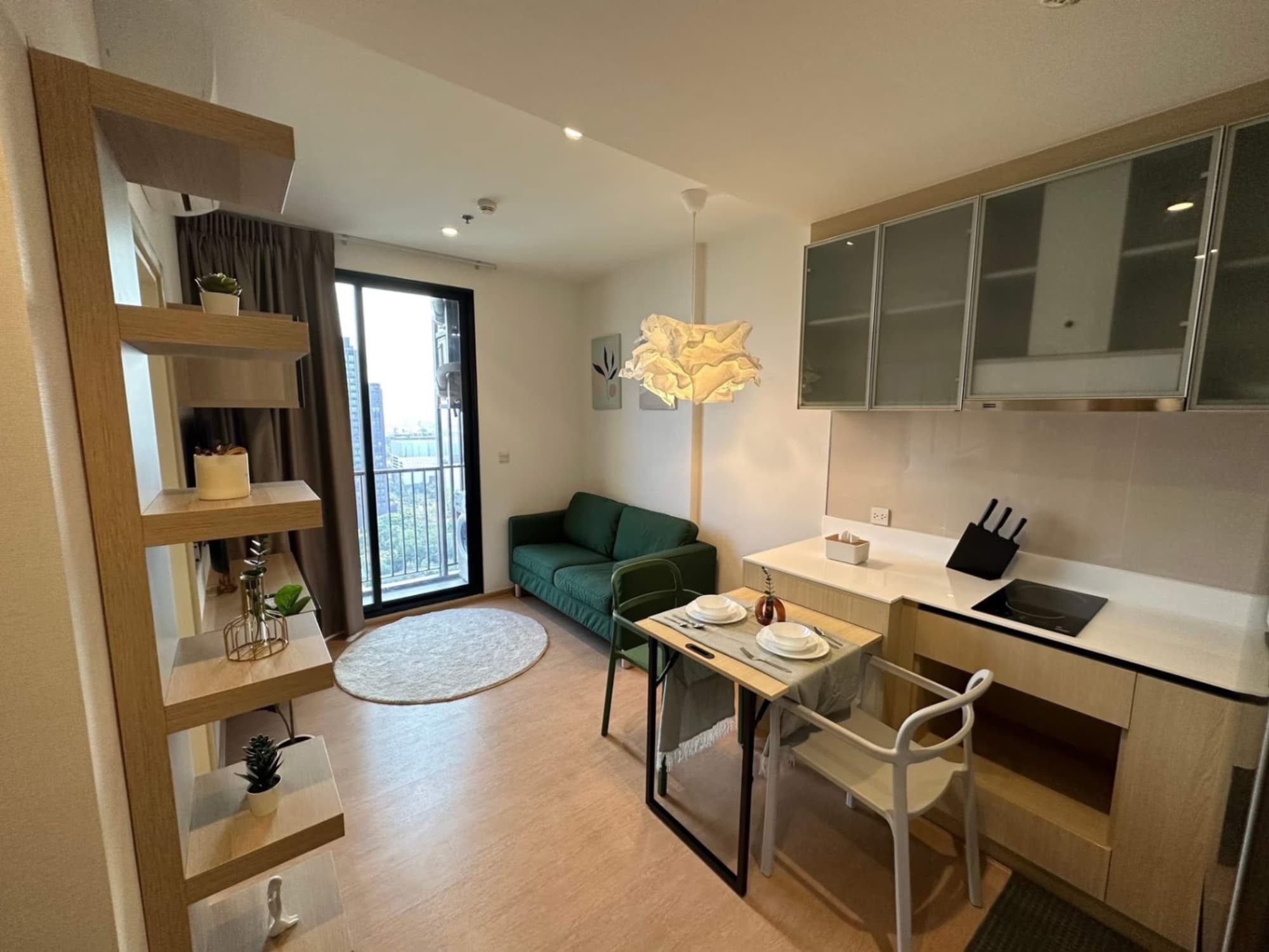 1 Bed Condo for Sale in Watthana - Image 2
