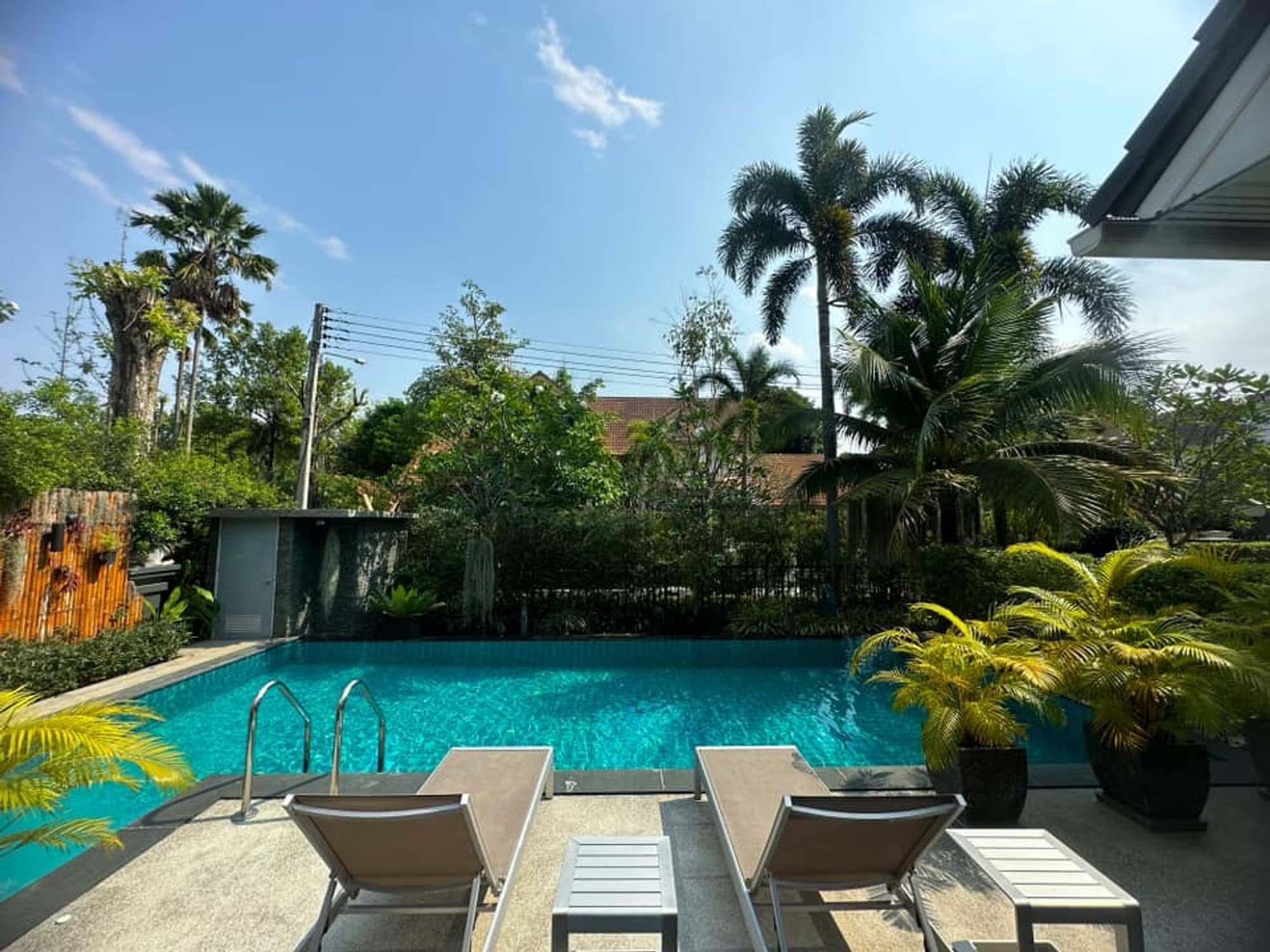 3 Bed House for Sale in San Kamphaeng - Image 2