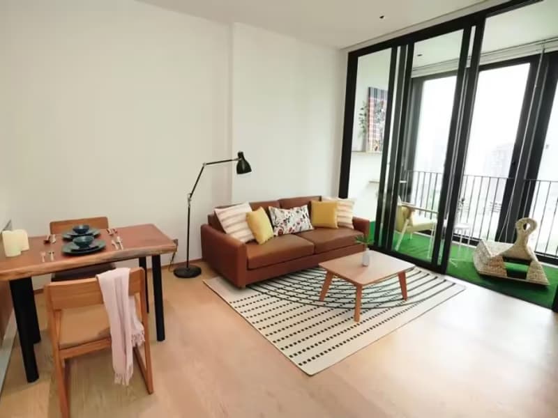 1 Bedroom Condo