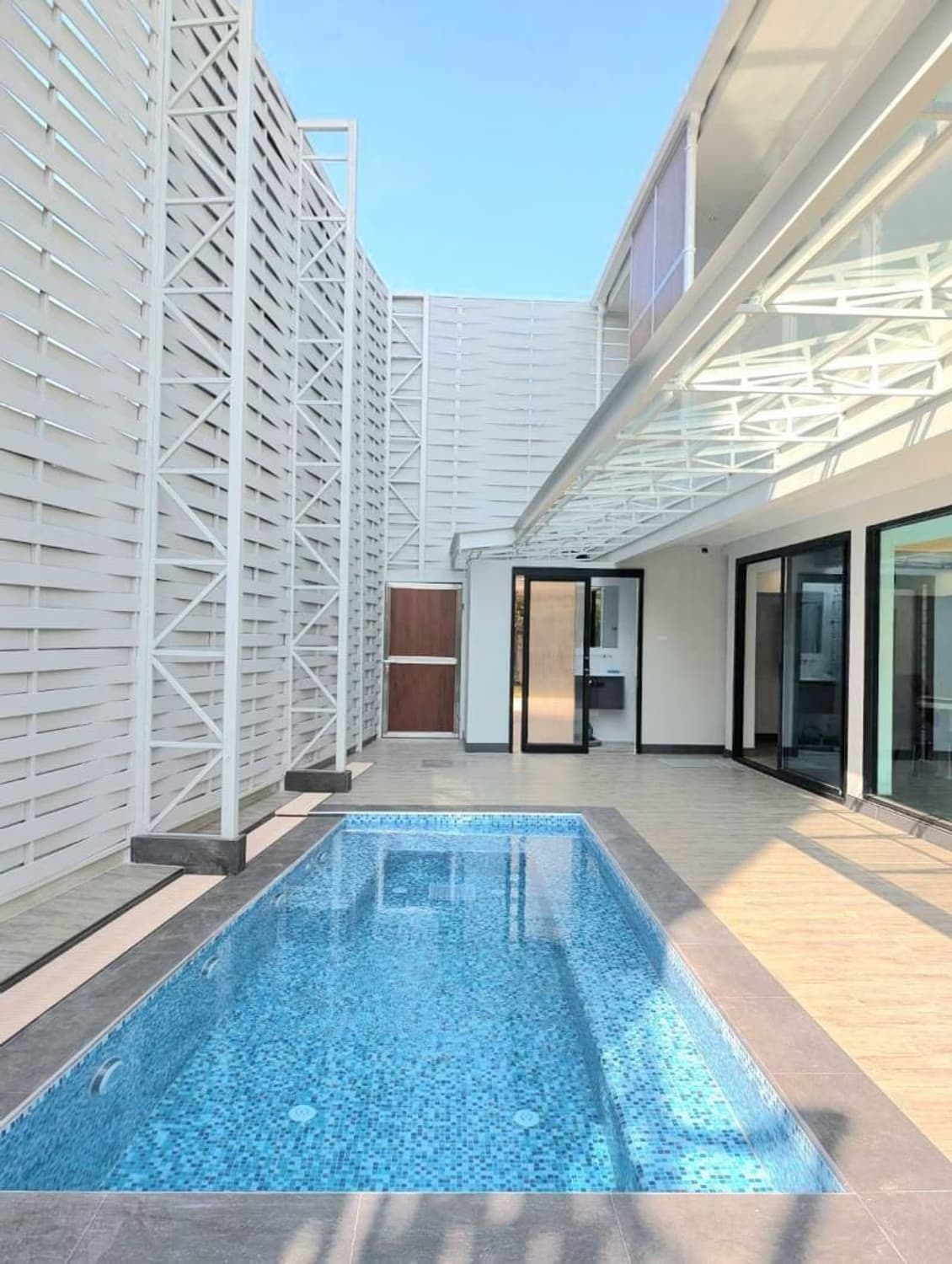 3 Bed House for Rent in Mueang Chiang Mai - Image 16