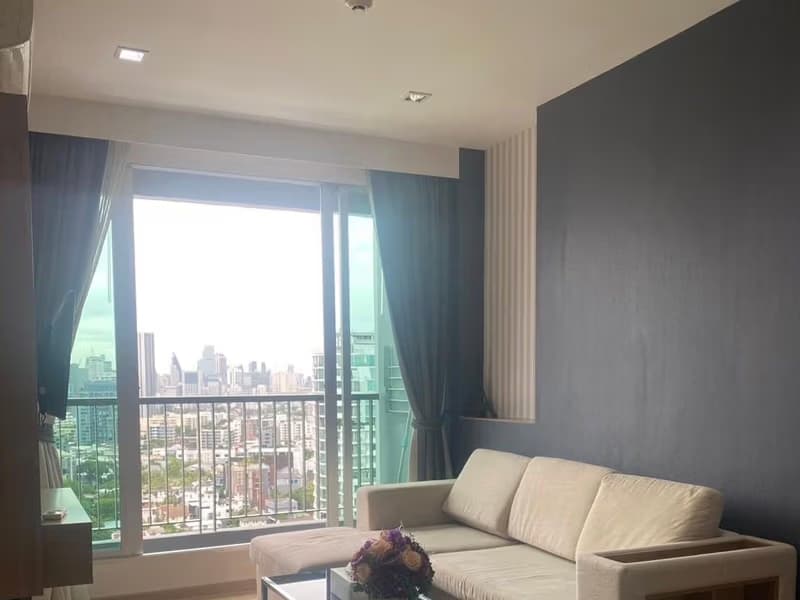 1 Bed Condo for Sale in Phaya Thai