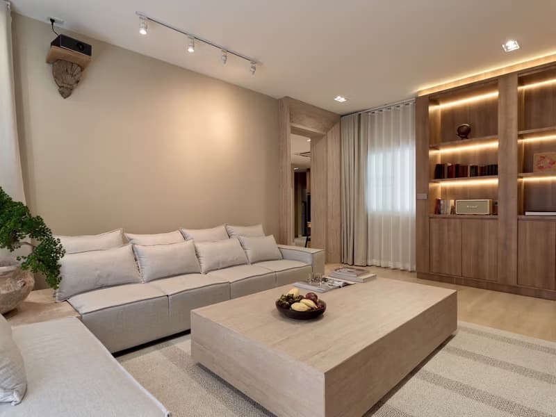 4 Bed House for Sale in Saraphi