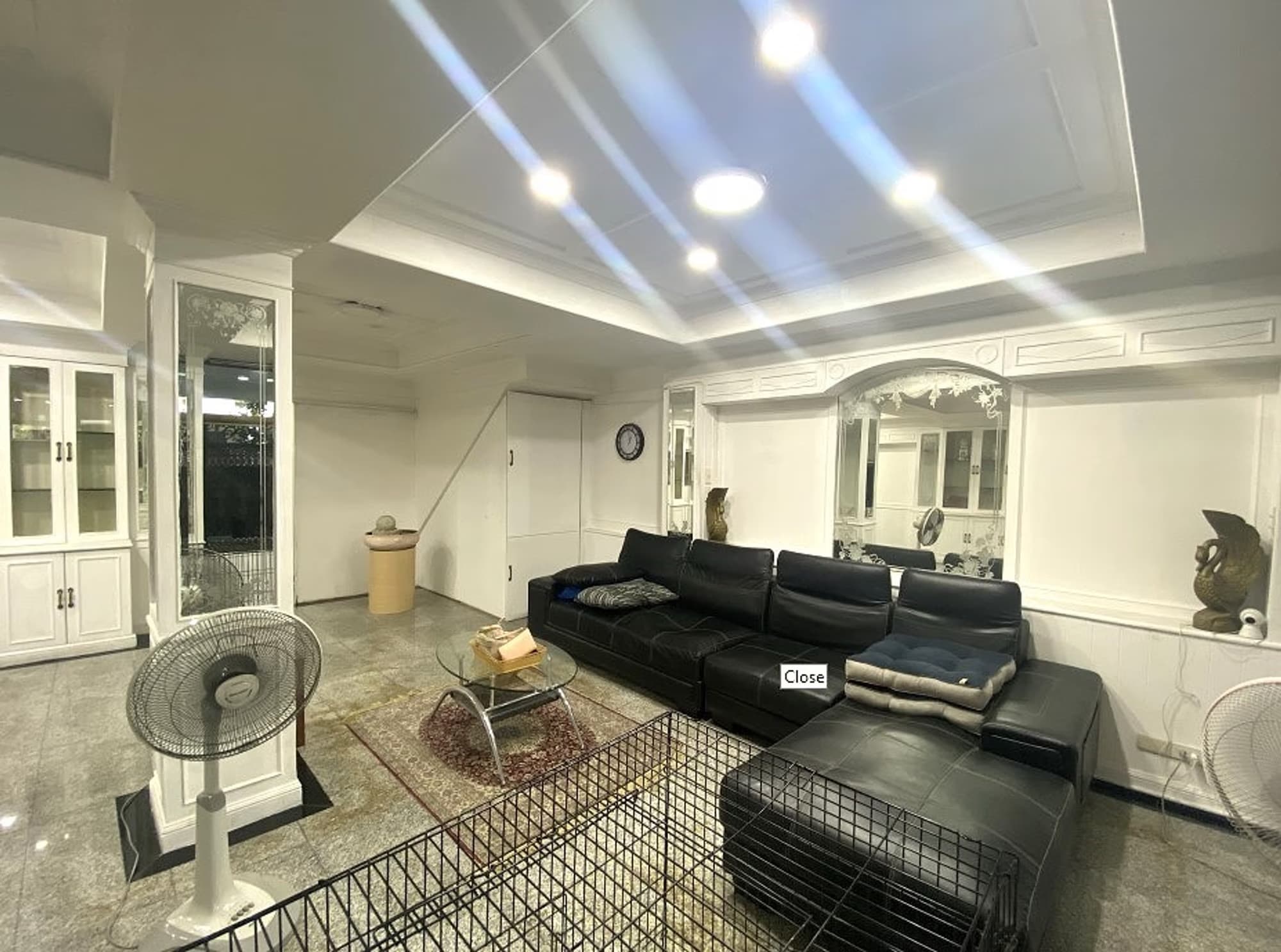 3 Bed House for Rent in Khlong Toei - Image 2