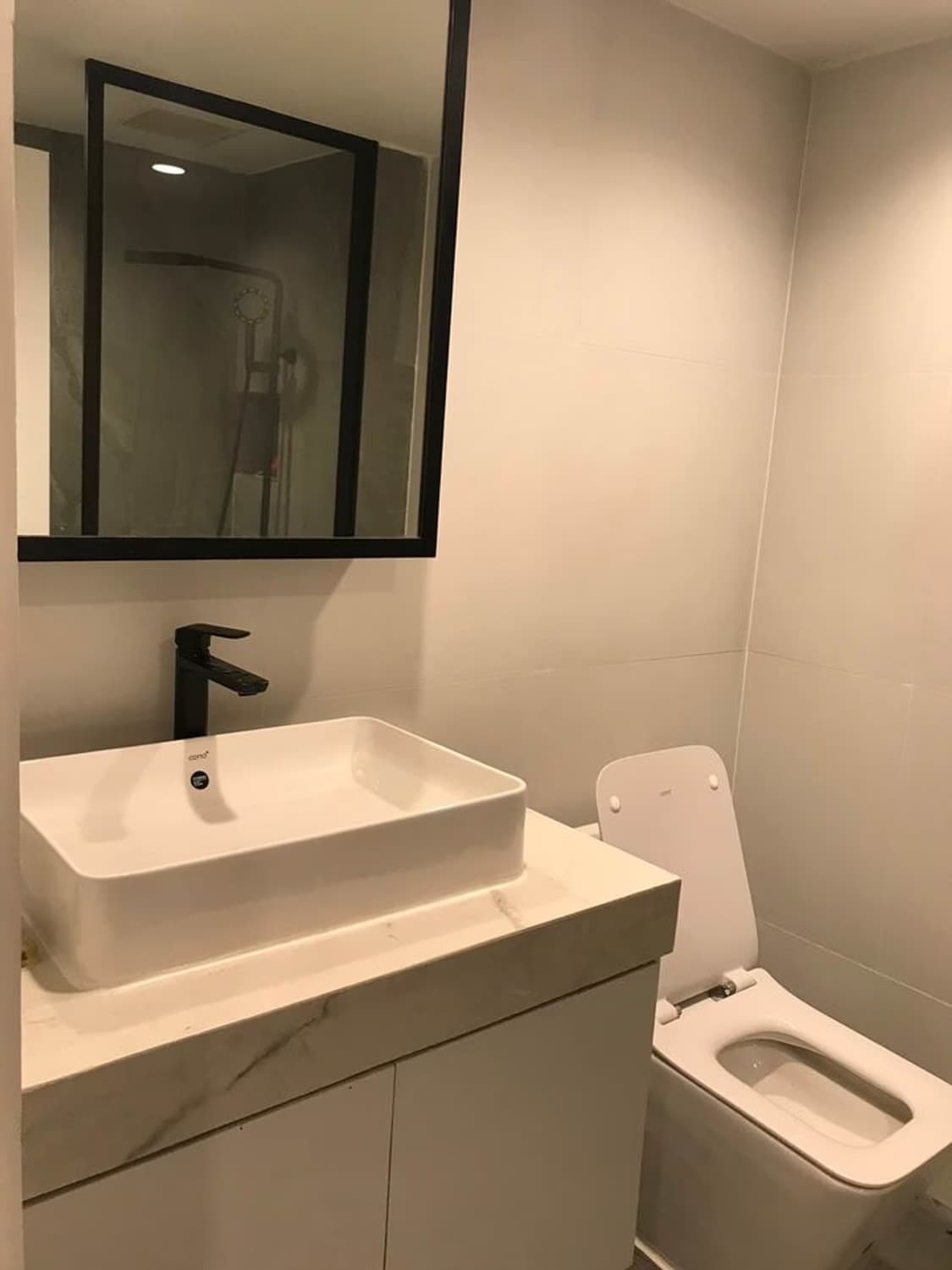 1 Bed Condo for Rent in Phaya Thai - Image 5