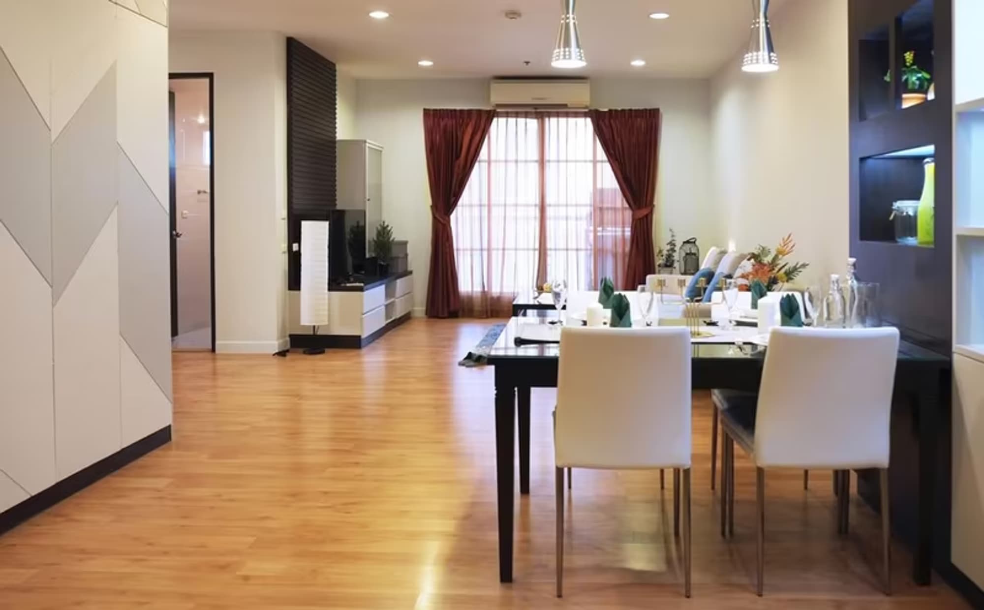 3 Bedroom Condo - Image 7