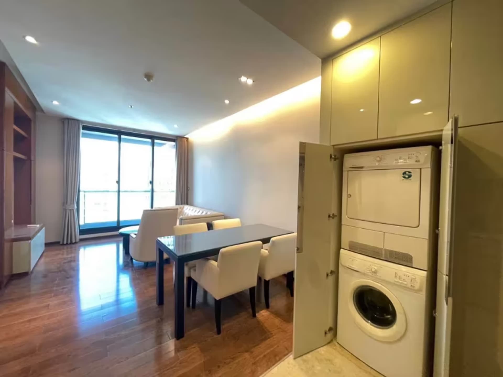 2 Bedroom Condo - Image 1