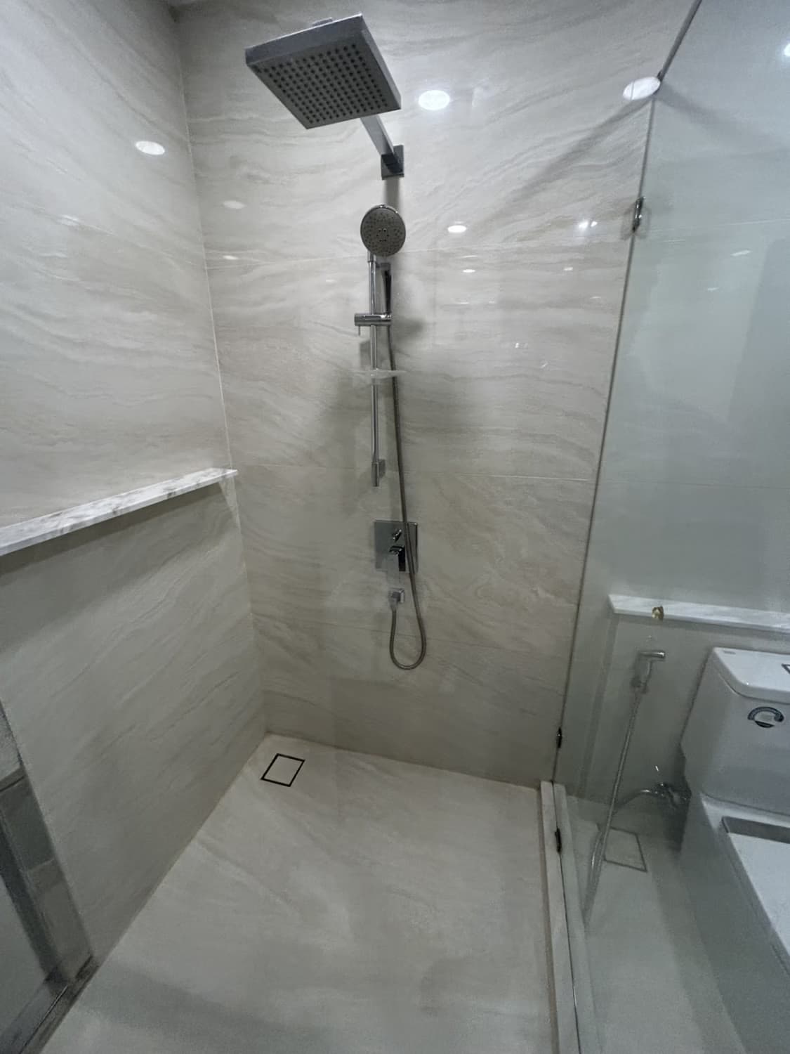 2 ห้องนอน คอนโด สำหรับ ขาย ใน Bang Na - Image 10