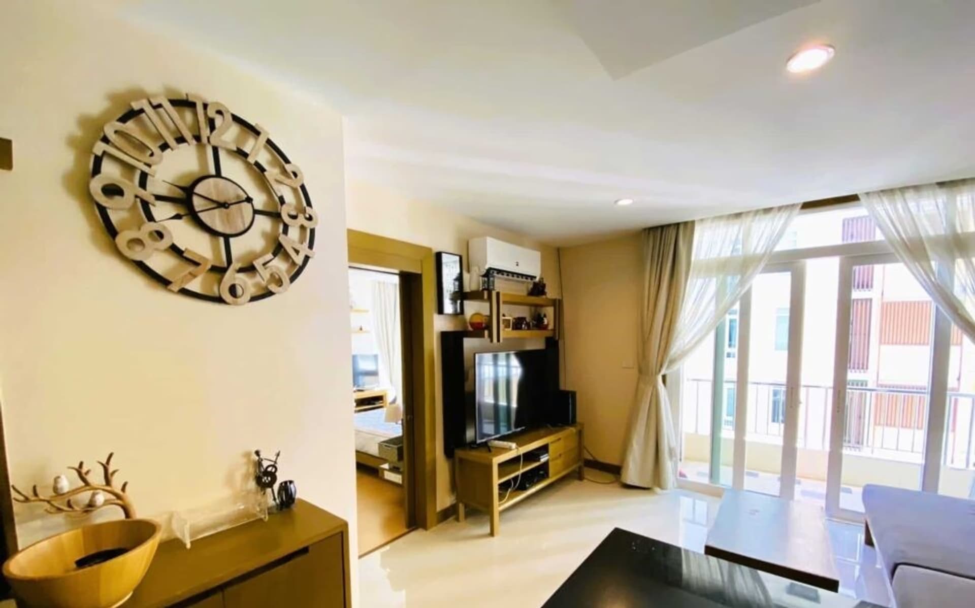 1 Bedroom Condo - Image 4