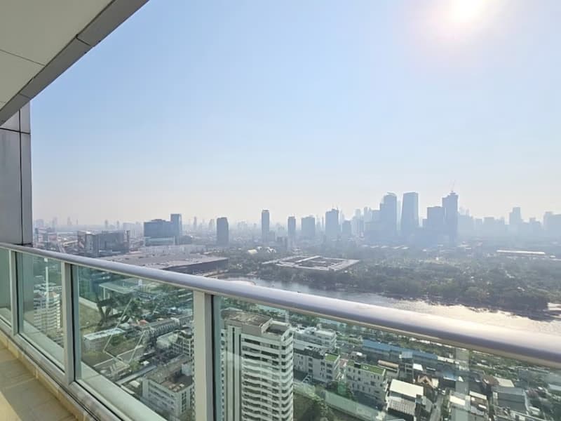 3 Bed Condo for Sale in Khlong Toei