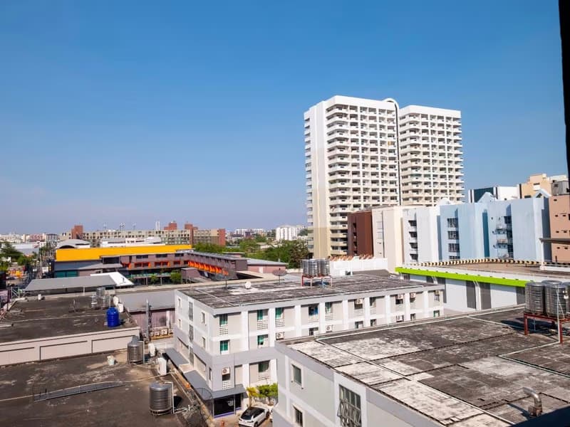 1 Bedroom Condo for Rent at Nue Noble Centre Bang Na