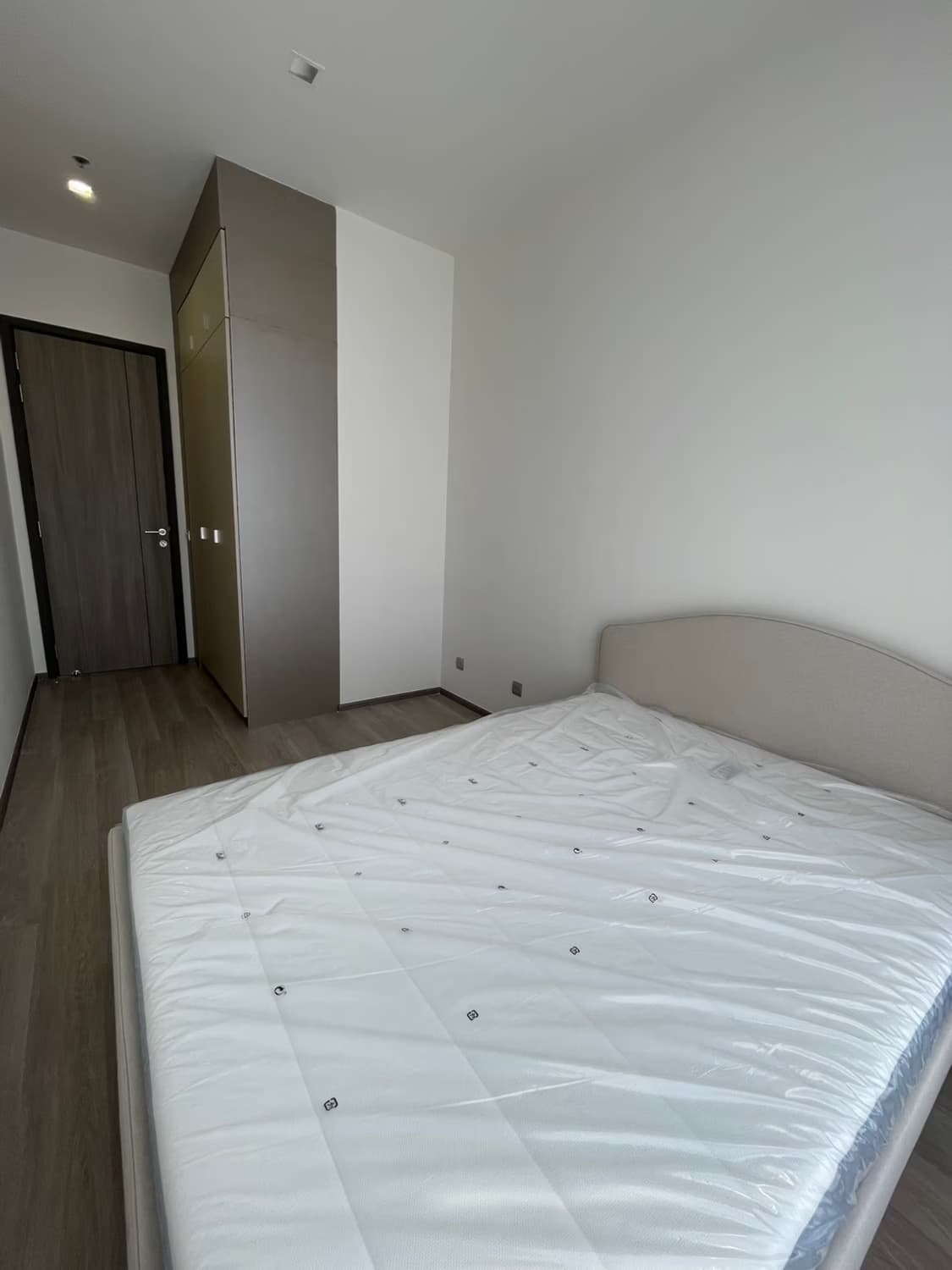 3 Bed Condo for Rent in Bang Kho Laem - Image 9