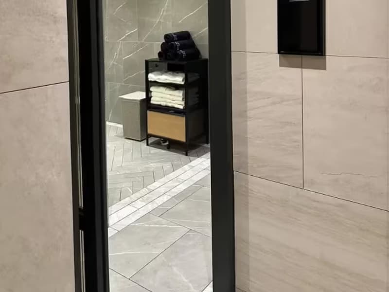 1 Bedroom Condo
