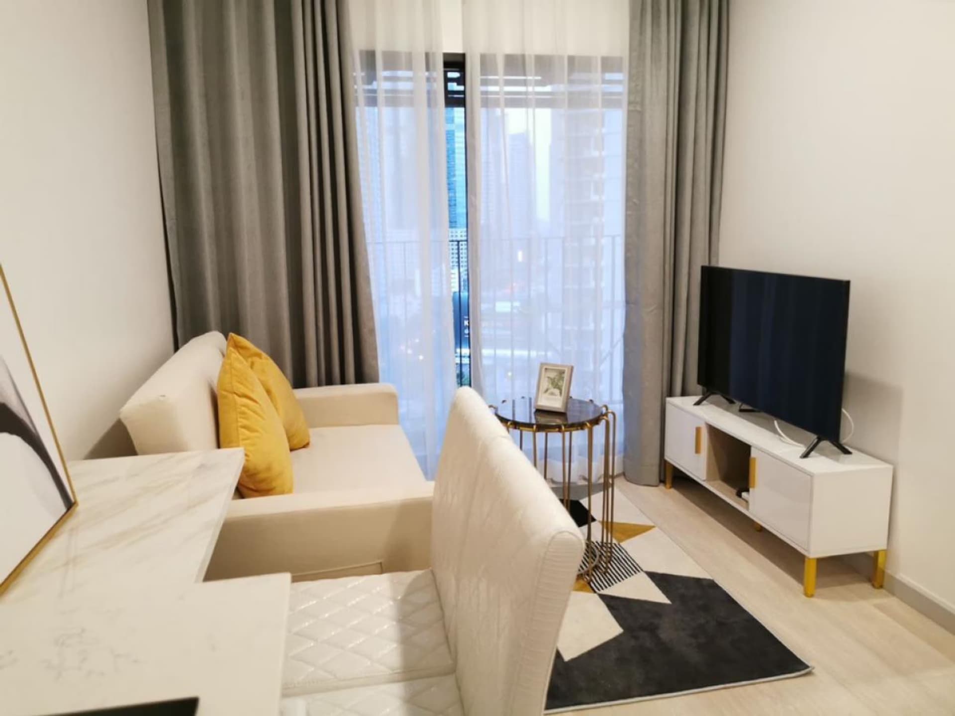 1 Bed Condo for Rent  Near Chong Nonsi BTS - Image 2