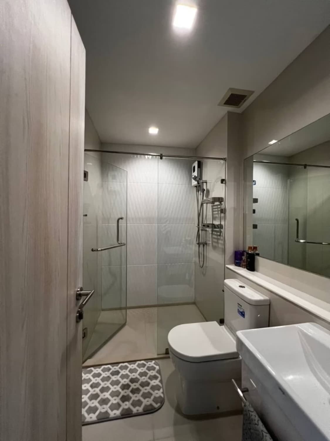  - Image 7