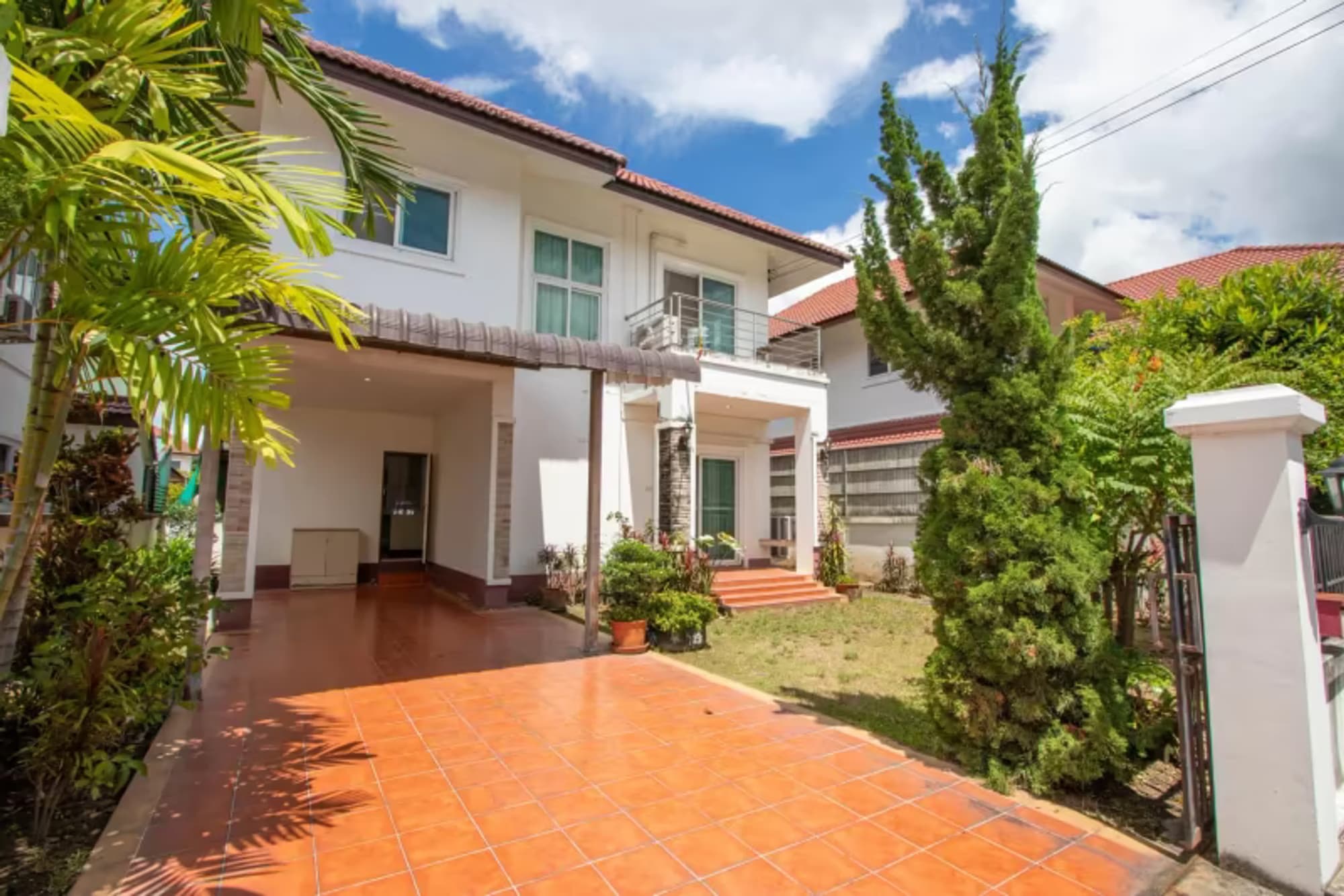 3 Bedroom House - Image 2