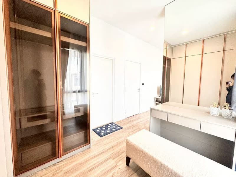 4 Bed House for Rent in Bang Kapi