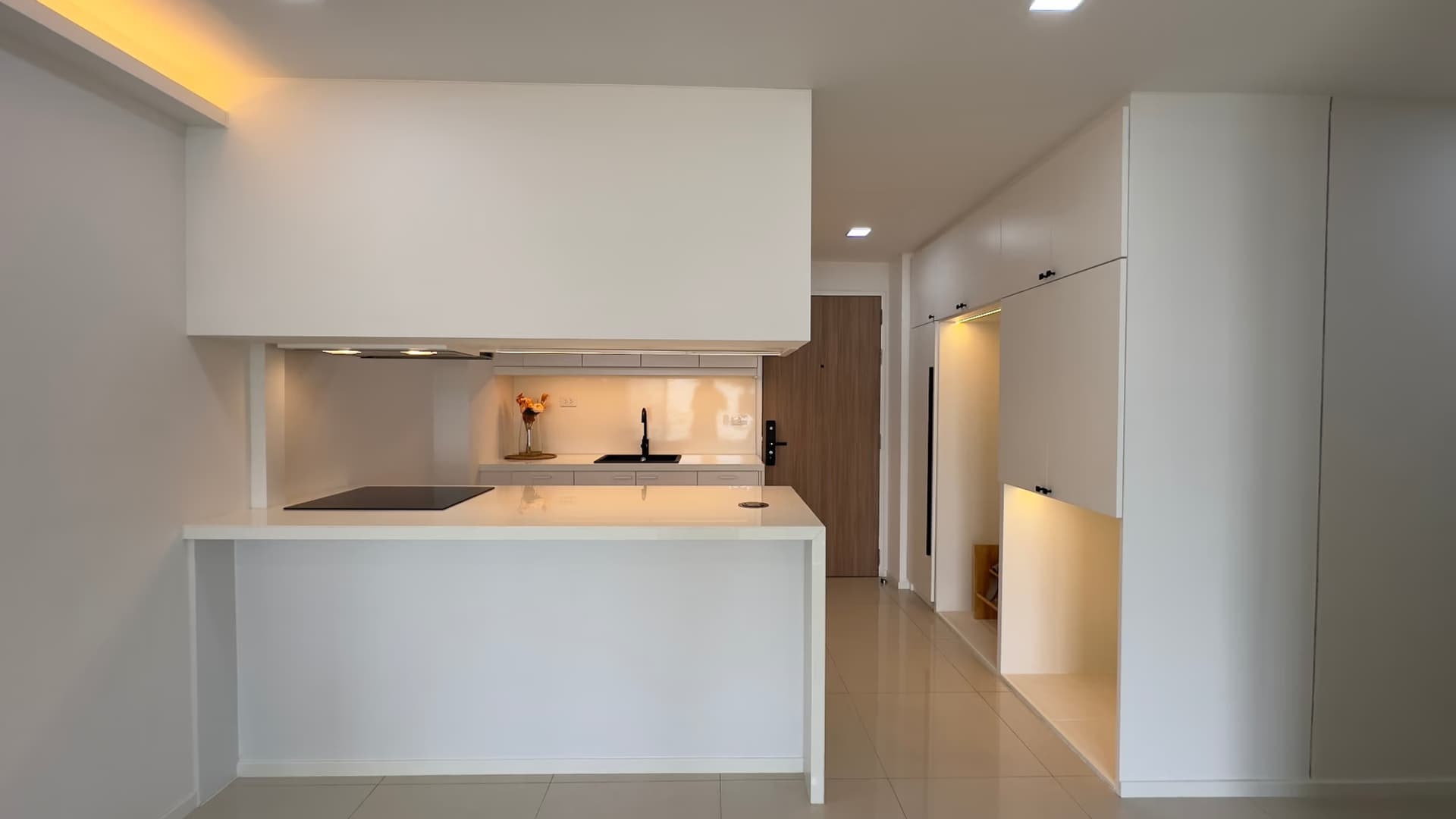 2 Bed Condo for Sale in Watthana - Image 9