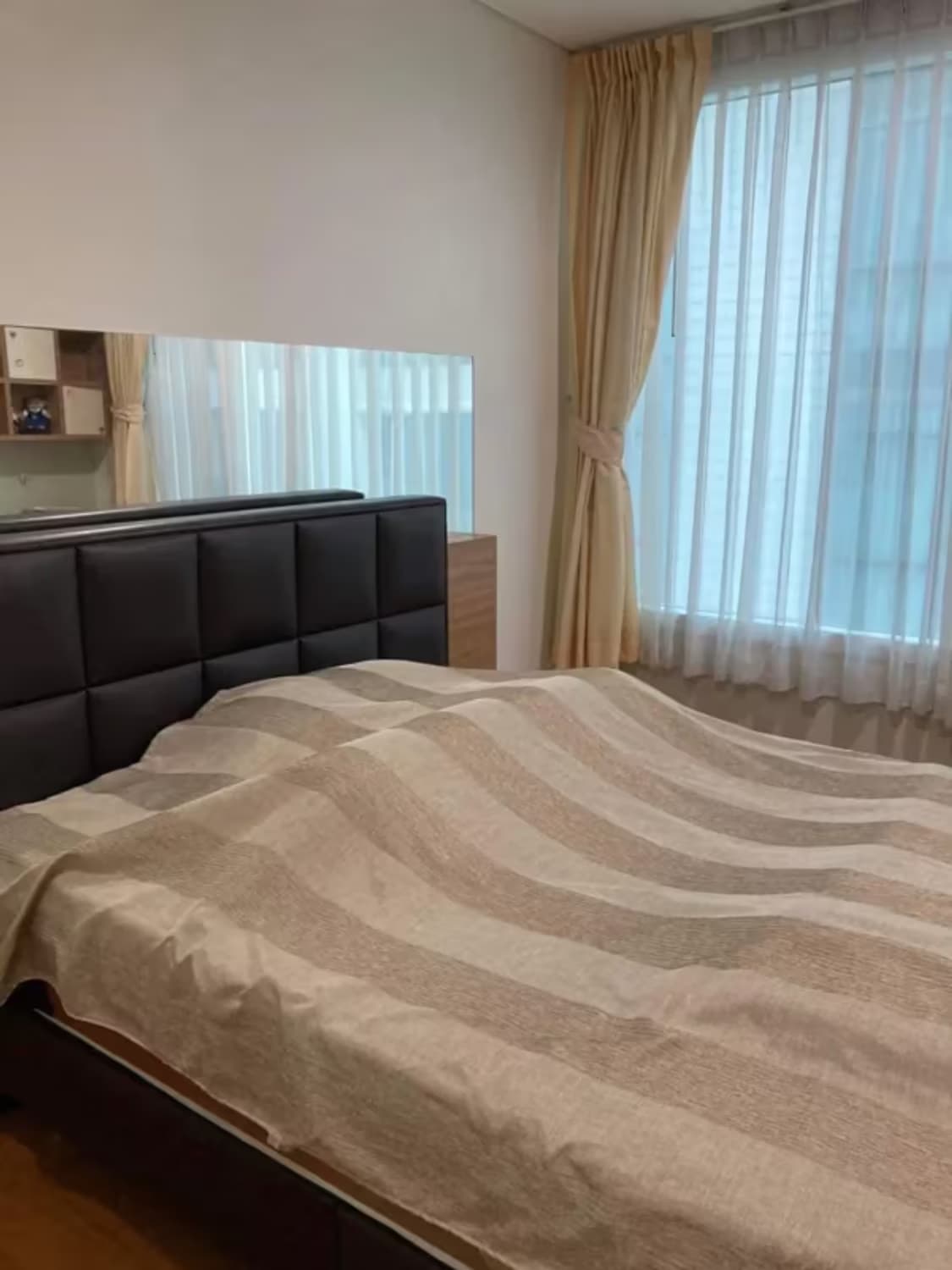 1 Bedroom Condo - Image 6