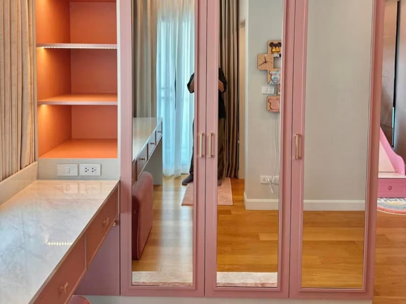 5 Bed House for Rent and Sale in ประเวศ