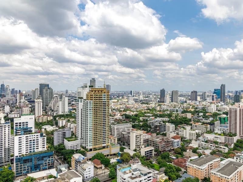 2 Bed Condo for Rent in Watthana