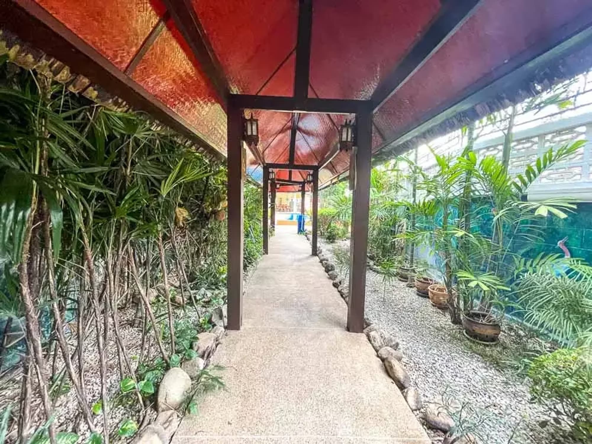 5 Bedroom House - Image 37