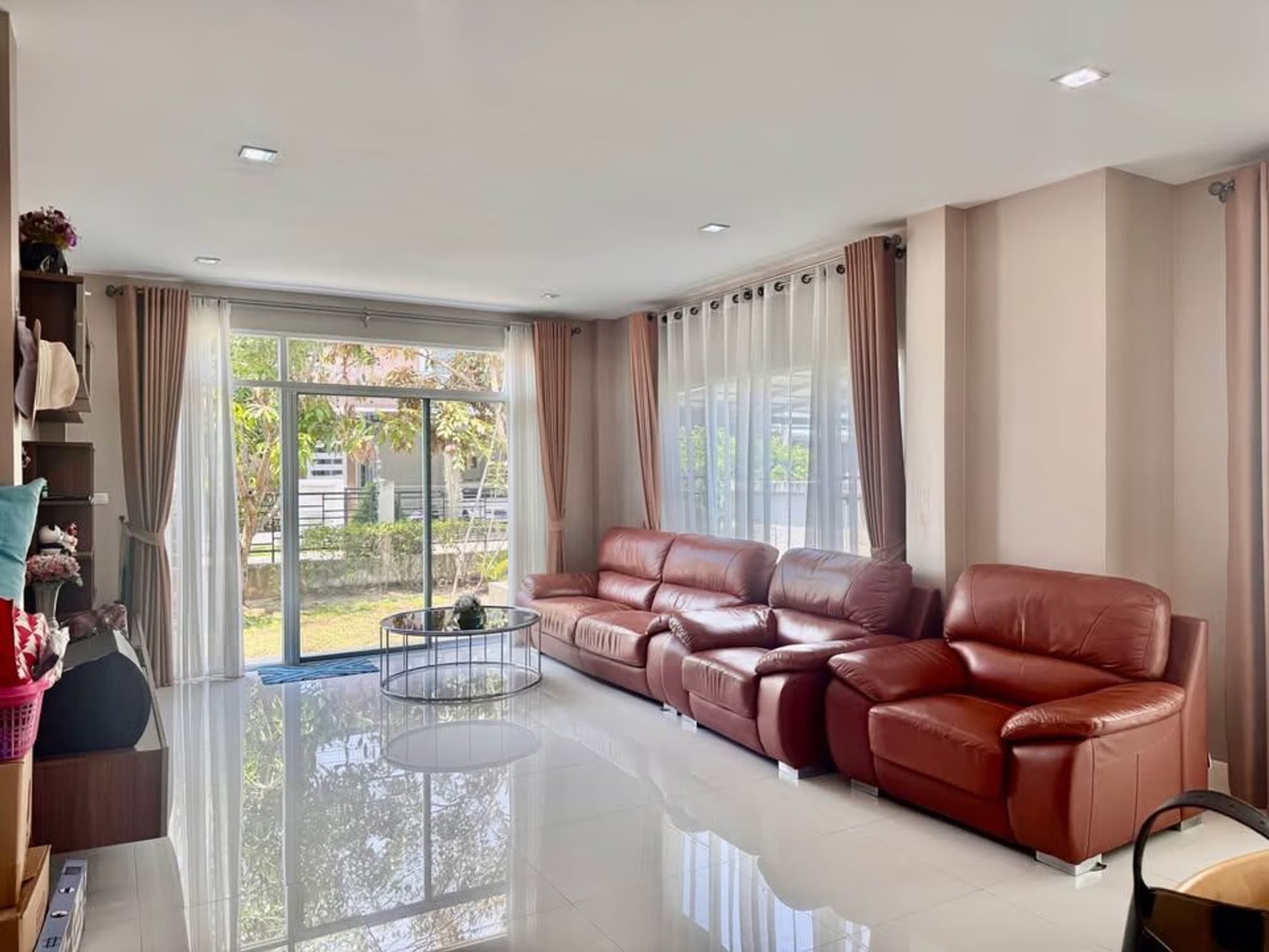 3 Bed House for Rent in Mueang Chiang Mai - Image 2