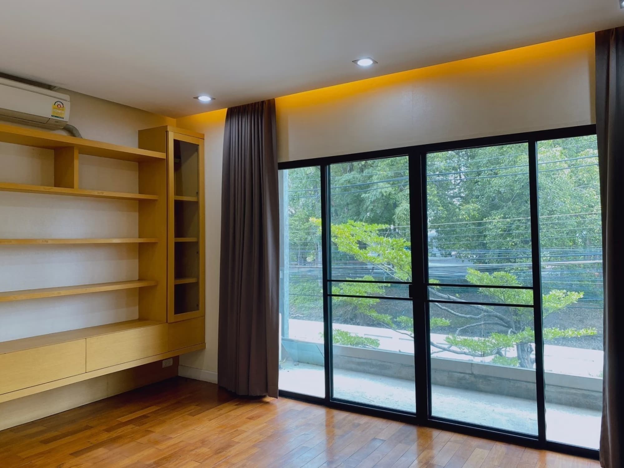 5 ห้องนอน อาคารพานิชย์ สำหรับ จำหน่าย ใน Mueang Chiang Mai District - Image 4