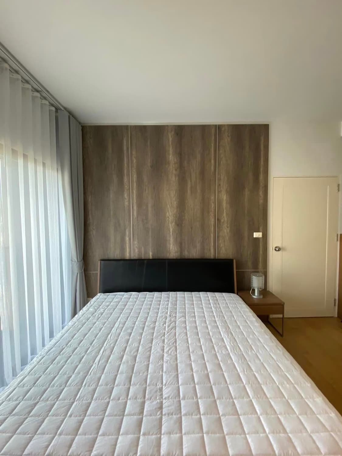 Condo for Rent at Noble Reveal - Image 5