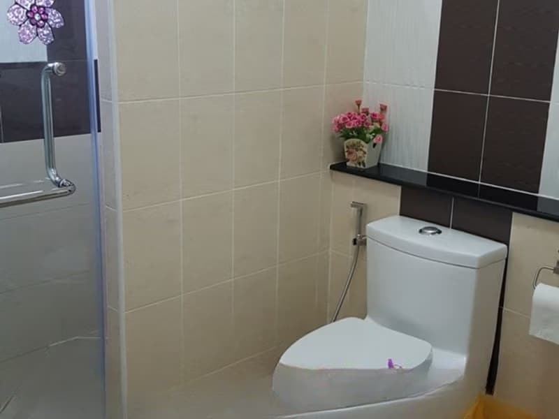 5 Bed House for Sale in San Kamphaeng