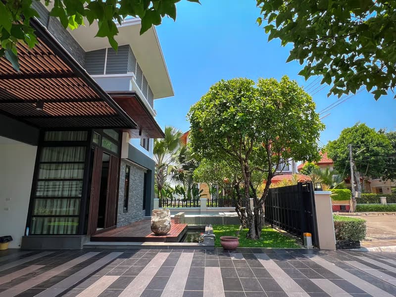 3 Bed House for Rent and Sale in Saraphi