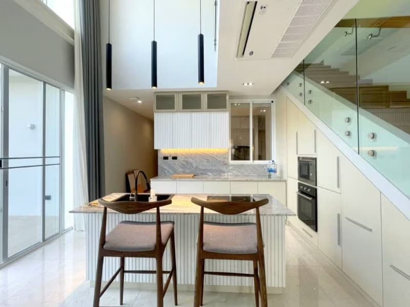 4 Bed House for Rent and Sale in Hang Dong District
