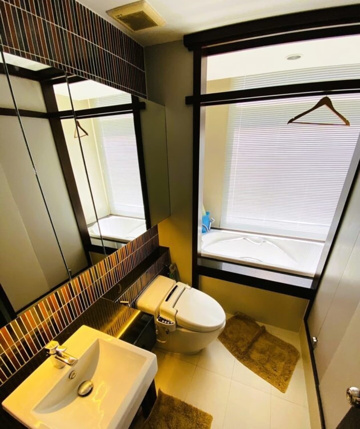 1 Bedroom Condo - Image 9
