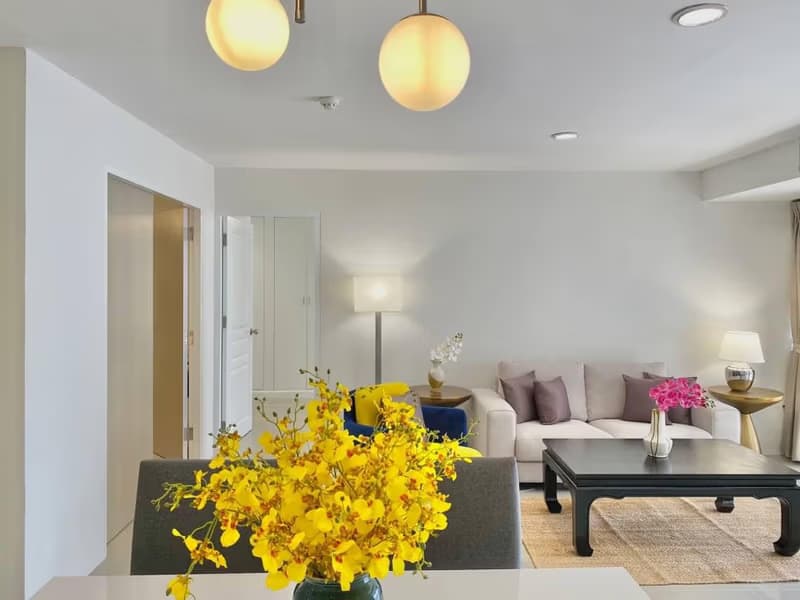 4 Bed Condo for Rent and Sale in Khlong Toei