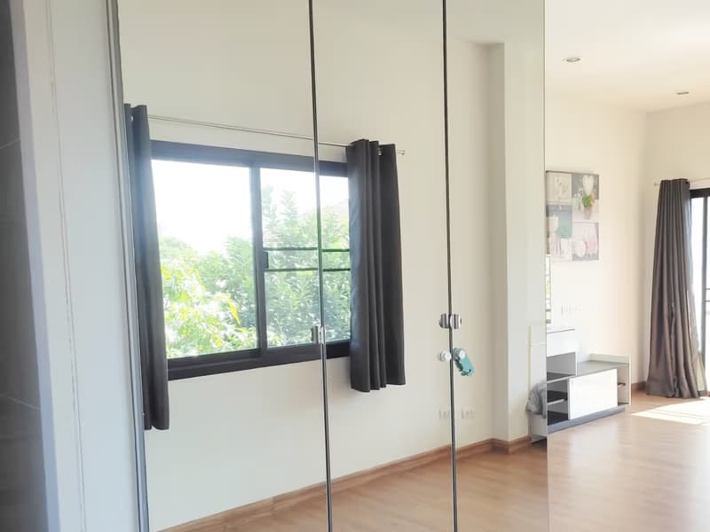 3 Bed House for Rent and Sale in San Kamphaeng