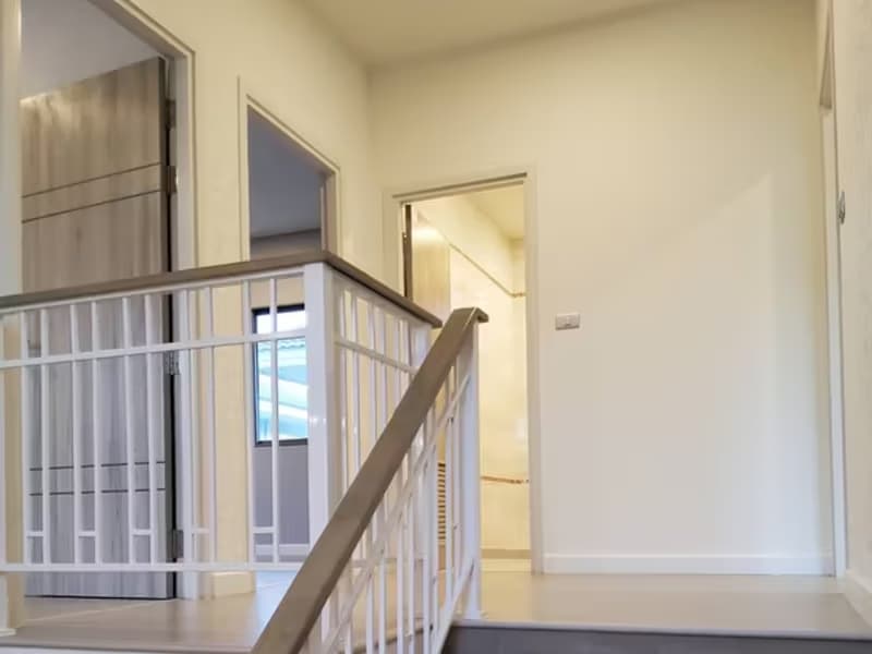 House for Sale at Perfect Place RAMA 9- KrungthepKreetha